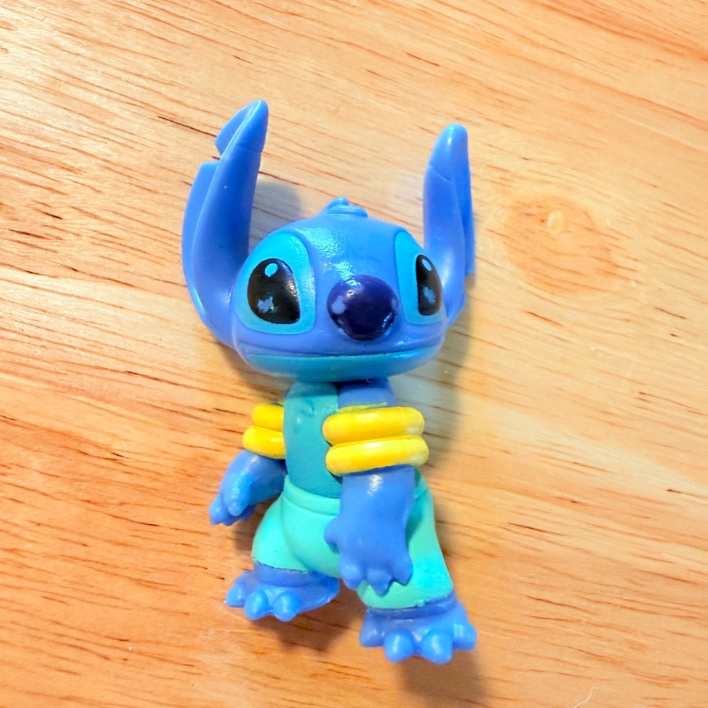 LILO and Stitch figure